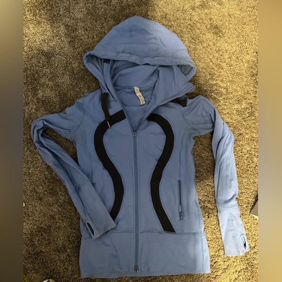 lululemon athletica Tops - Size 4 Lululemon stretchy hoodie. Bought in Vegas.  Nylon/Lycra/spandex.